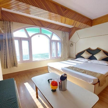 Brightland Hotel Шимла Экстерьер фото